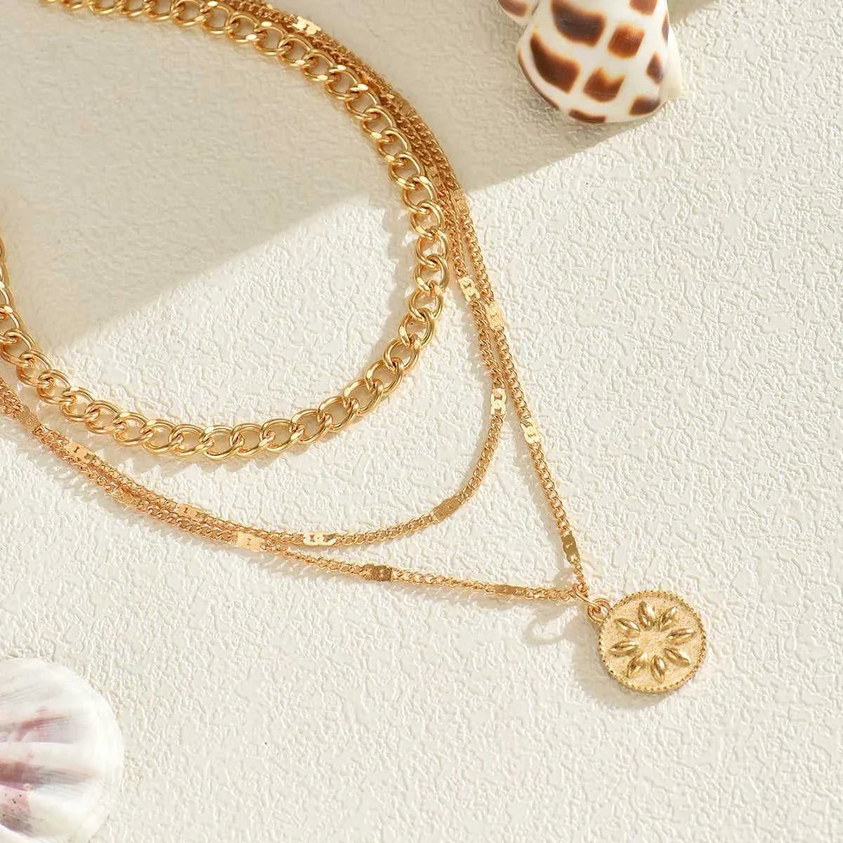 Trendsi Layered pendant necklace