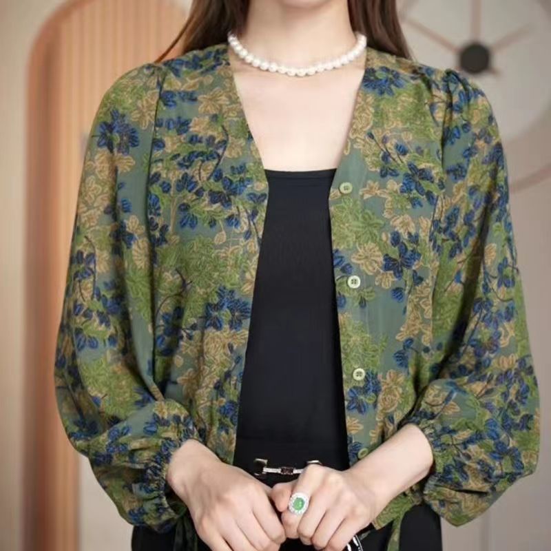 Fashionable Floral Shirt Women’s Printed Thin Coat | Lightweight Casual Outerwear - Daily Goods